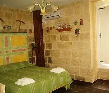 Metropole Budget Saint Julian's