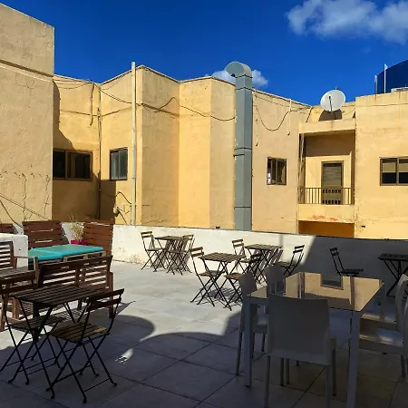 Metropole Budget Albergue St. Julian's