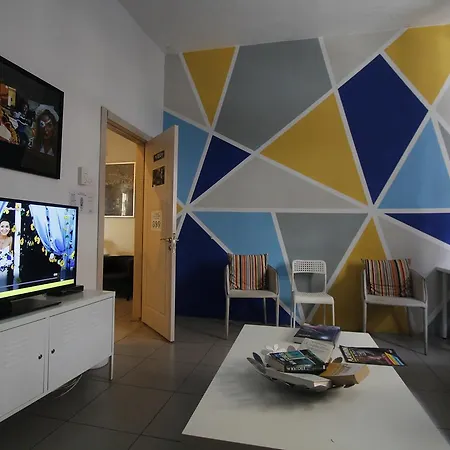 Metropole Budget Albergue St. Julian's