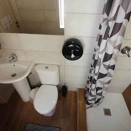 Metropole Budget * Saint Julian's